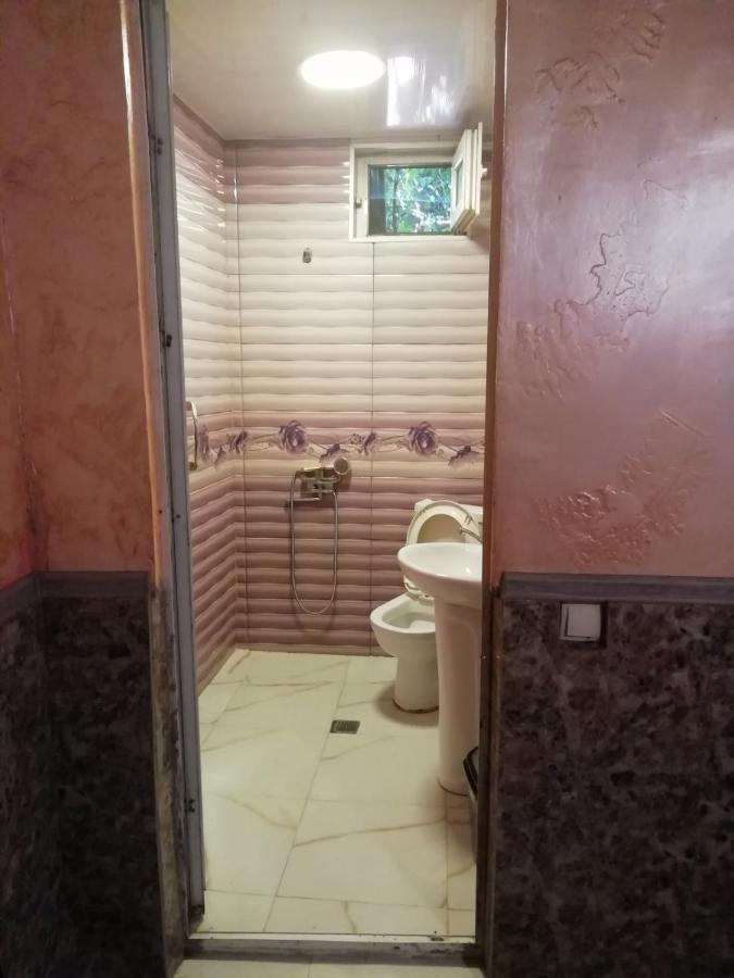 Guest House Saba Batumi Eksteriør bilde