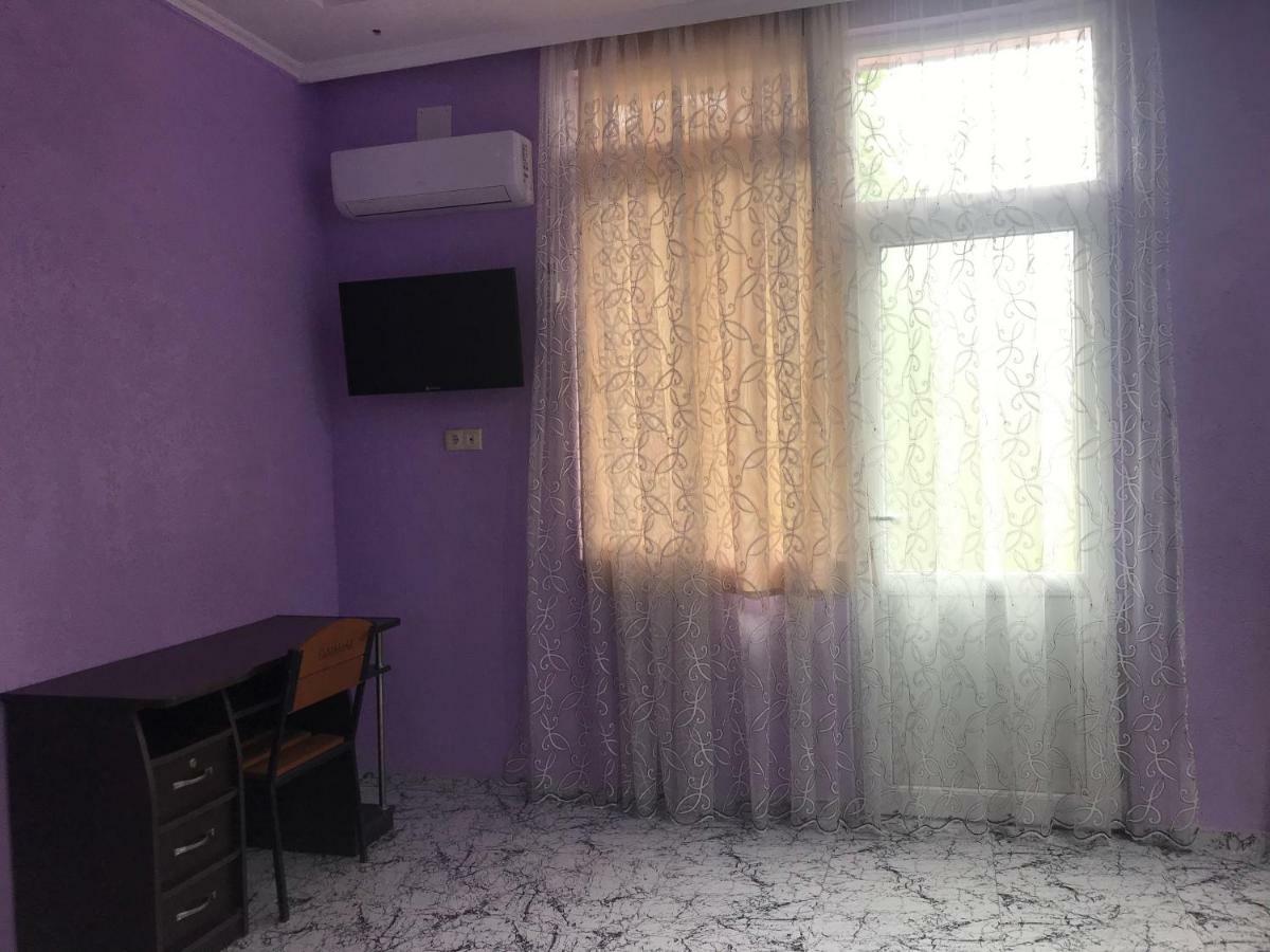 Guest House Saba Batumi Eksteriør bilde